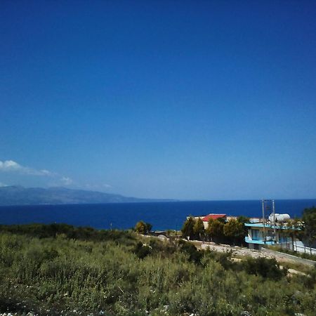 Erdeti Boutique Hotel Sarande Room photo